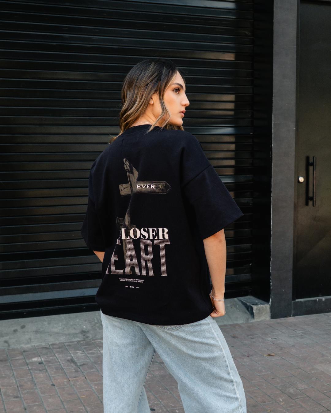 Camiseta Oversized Closer Negra