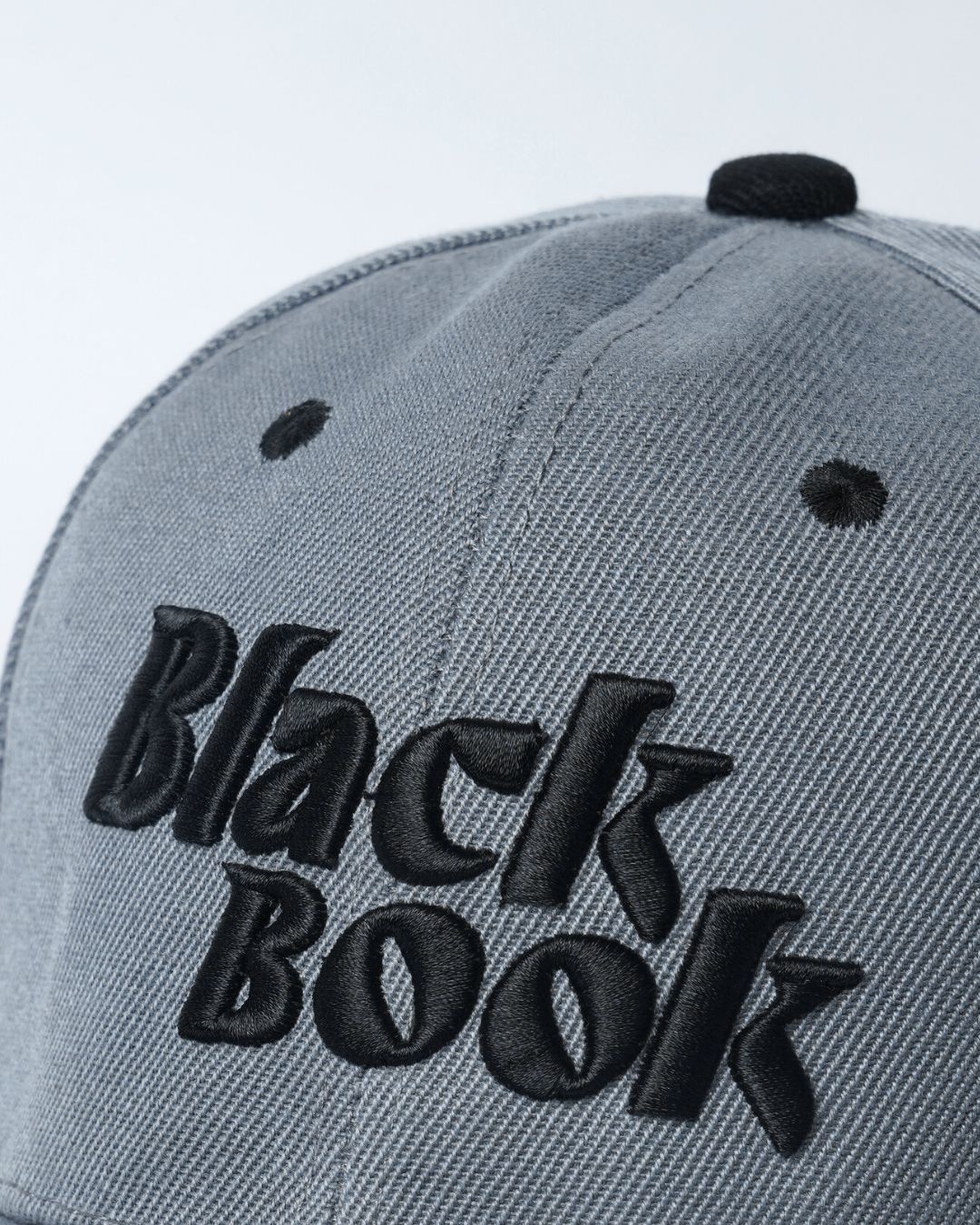Gorra gris black book® negro